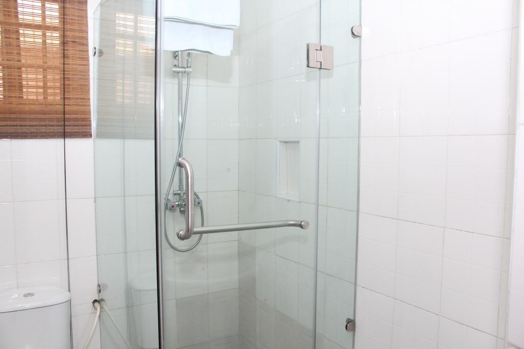 Bluespring Hotel Maryland Екстериор снимка