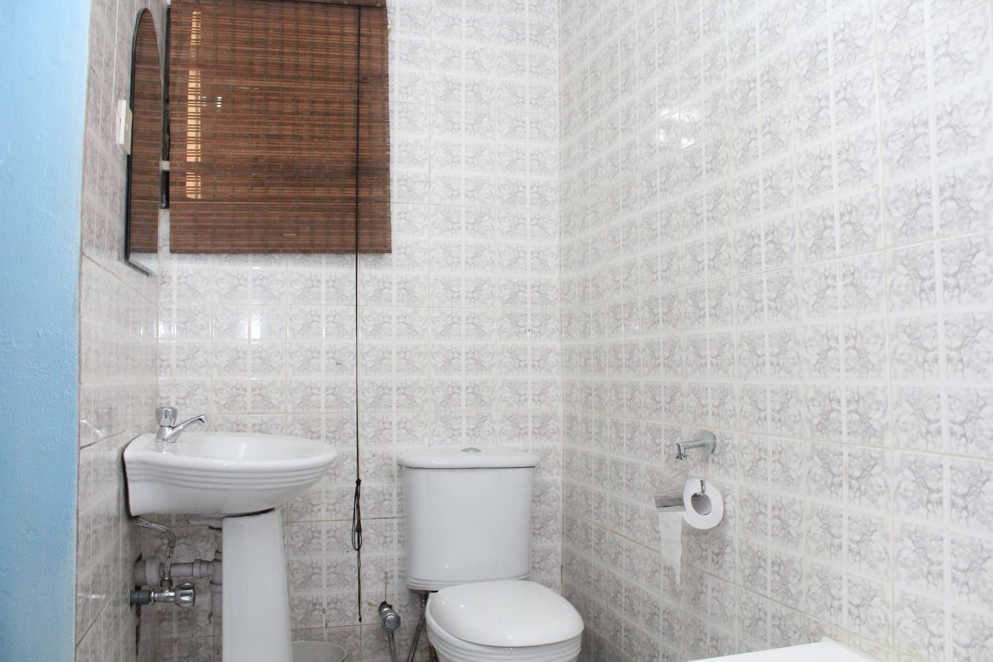 Bluespring Hotel Maryland Екстериор снимка