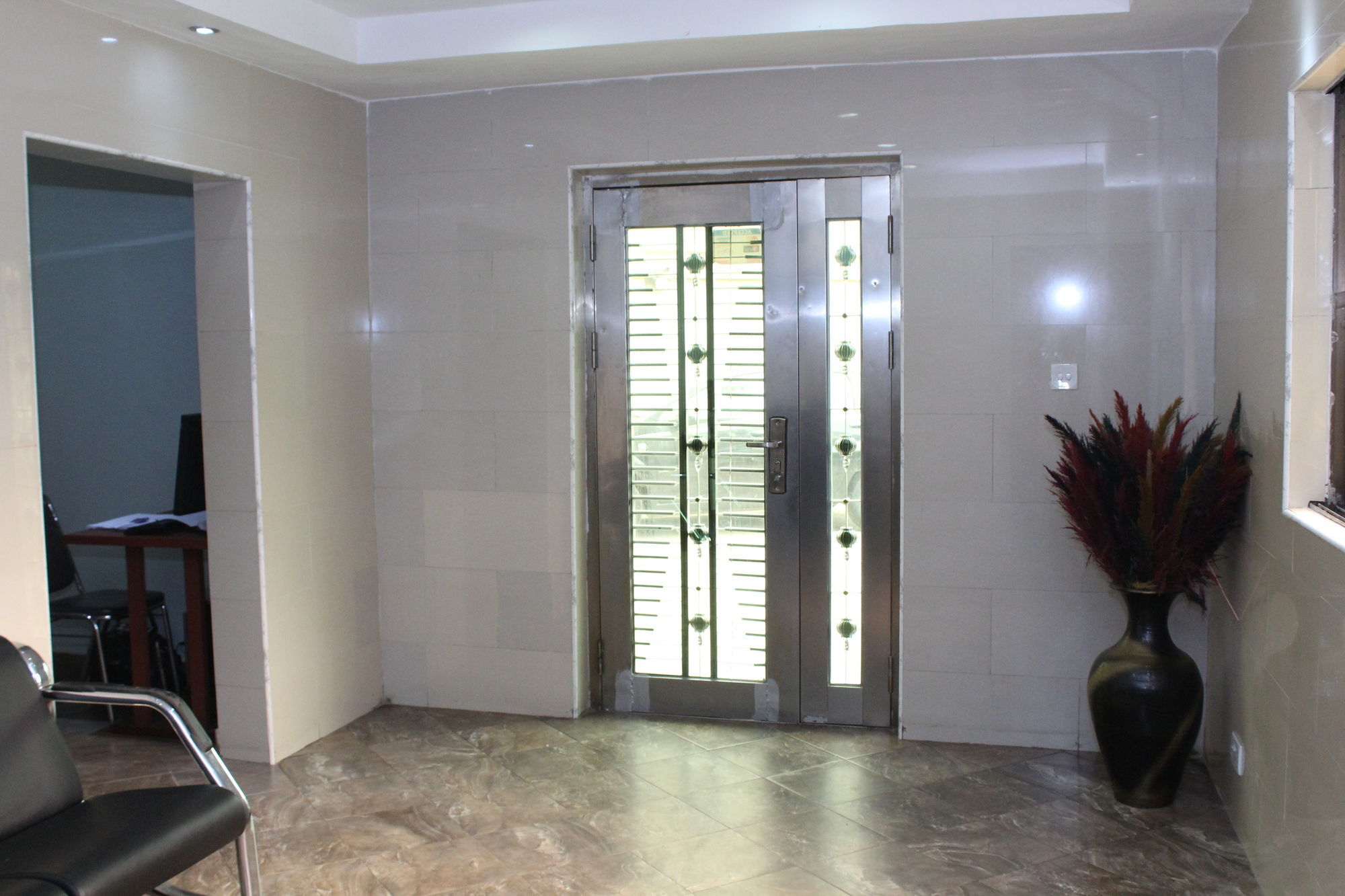 Bluespring Hotel Maryland Екстериор снимка